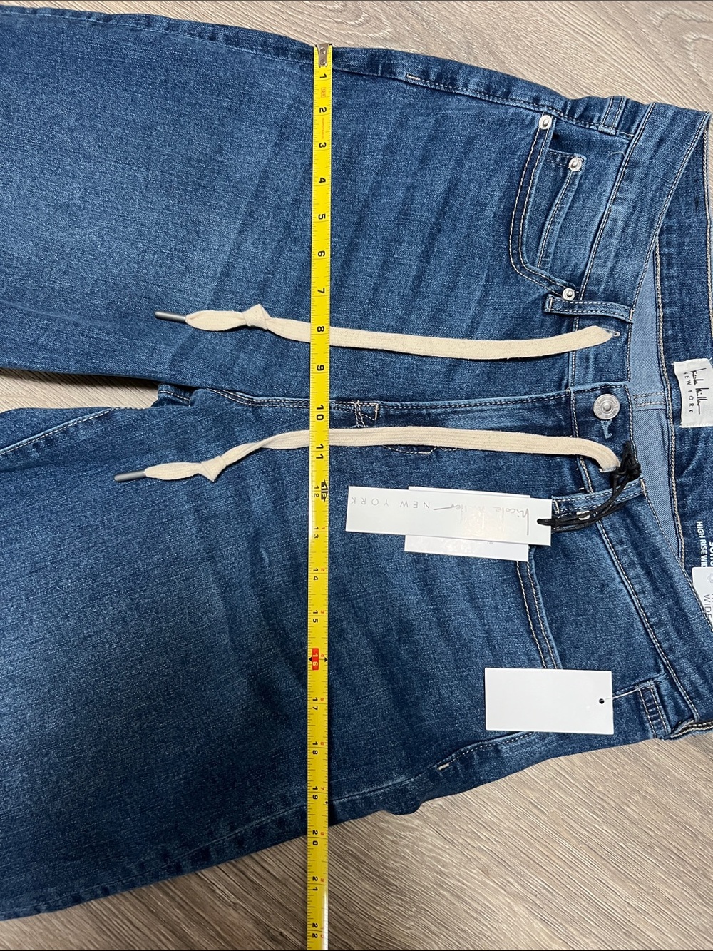 Nicole Miller Soho High Rise Wide Leg Cropped Cuffed Jeans Size 10 - Picture 7 of 14
